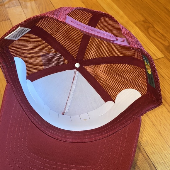 NWT Bass Pro Shop Trucker Hat🎣 - BURGUNDY - Picture 3 of 4